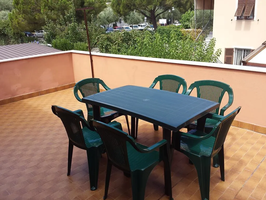 Casa Di Giulia Hotel San Lorenzo al Mare Appartamento