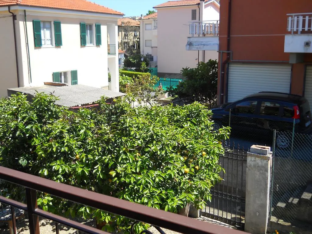 Appartamento Casa Di Giulia Hotel San Lorenzo al Mare Italia